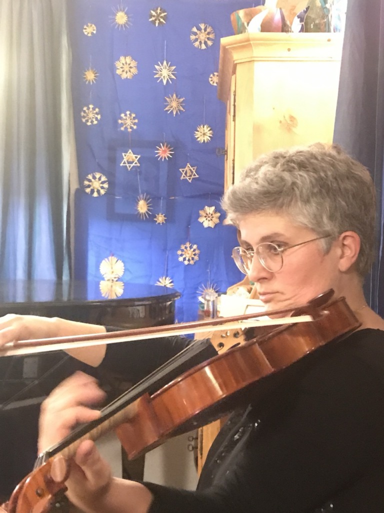 1016